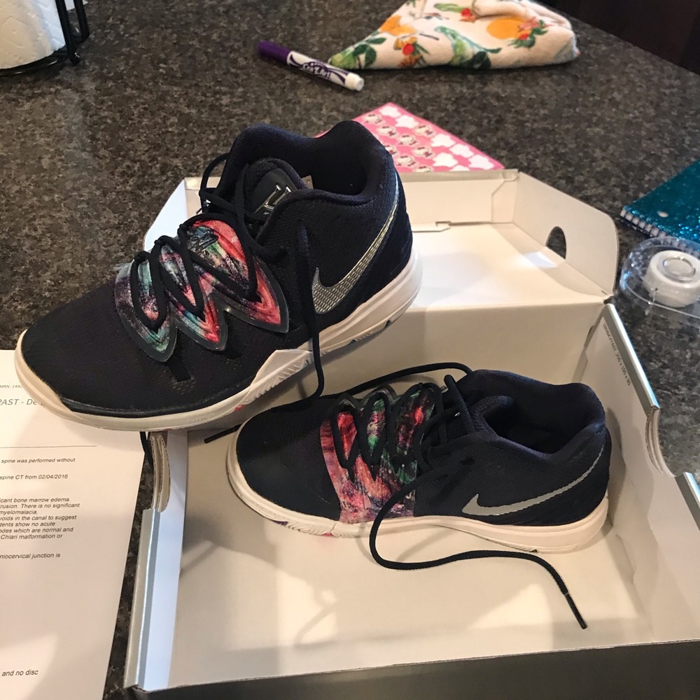 Kyrie 5